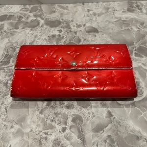 Louis Vuitton vernis monogram patent shiny leather long wallet